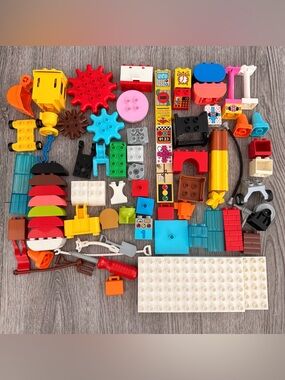 Lego Duplo assorted parts lot